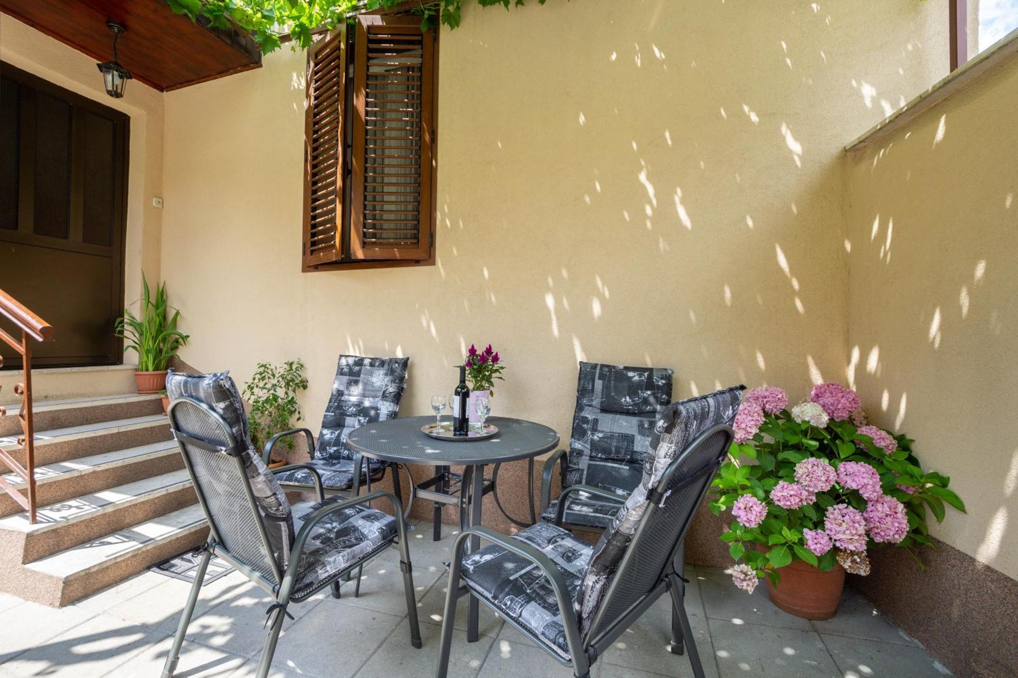 Antique Garden Villa Split Bagian luar foto